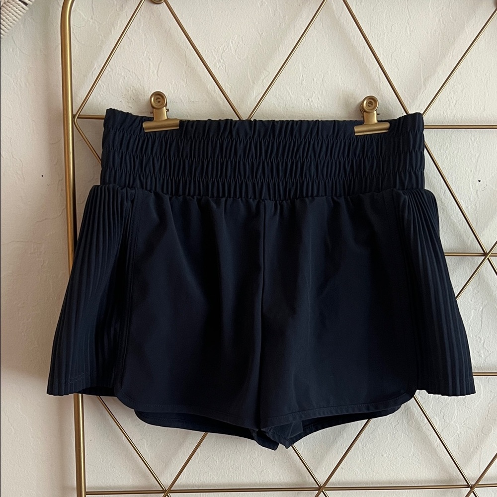 S (6/7) - All In Motion Navy Girls Athletic Shorts